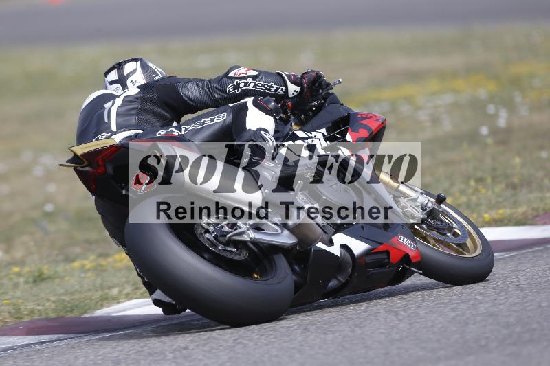 /37 09.08.2026  Pluess Motosport ADR/Freies Fahren/unklar